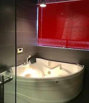 Japanese Style Hotel Momoyama 京都市